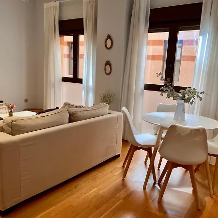 Homely Sebastian Souviron Biznaga Deluxe Apartment Malaga