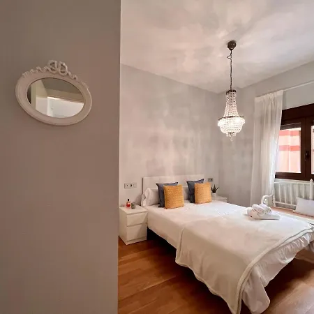 Homely Sebastian Souviron Biznaga Deluxe * Malaga