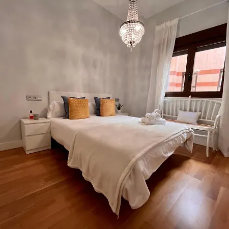 Homely Sebastian Souviron Biznaga Deluxe * Malaga